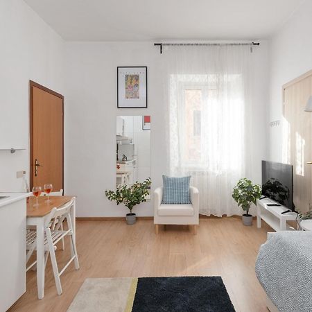 Central Little Basic Apartment Roma Eksteriør bilde